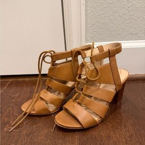 Elegant Tan Strappy Heeled Sandals